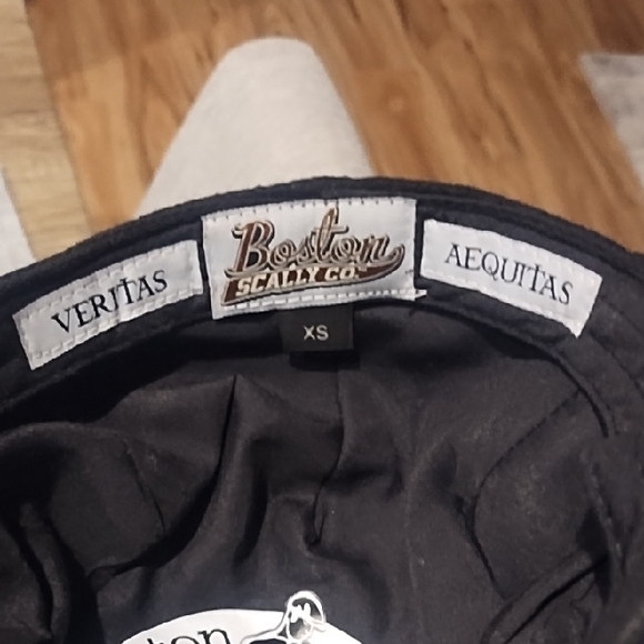 Boston Scally Black and Green Cap - Picture 3 of 5